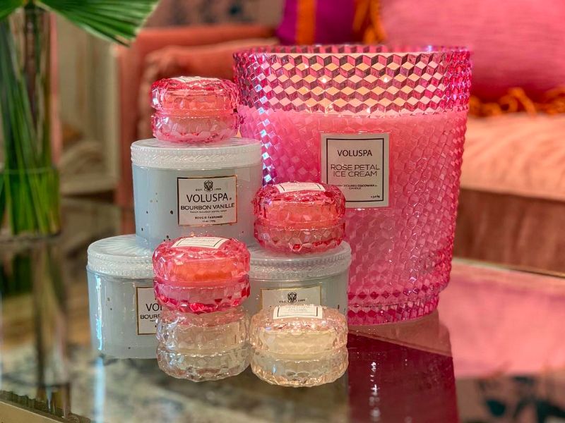 Christmas Gifts - Scented Candles Under 25 Dollars