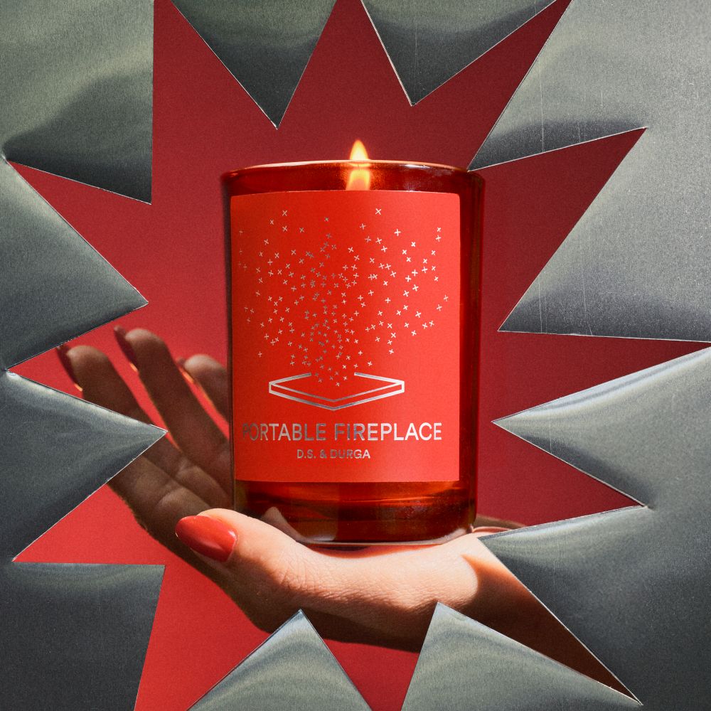 DS & Durga - Portable Fireplace Holiday Limited Edition Candle