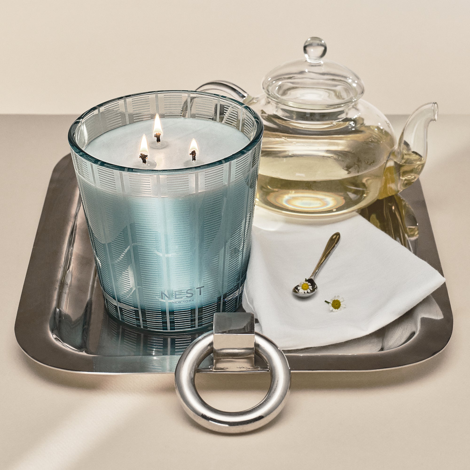 Nest - Driftwood & Chamomile 3 Wick Candle