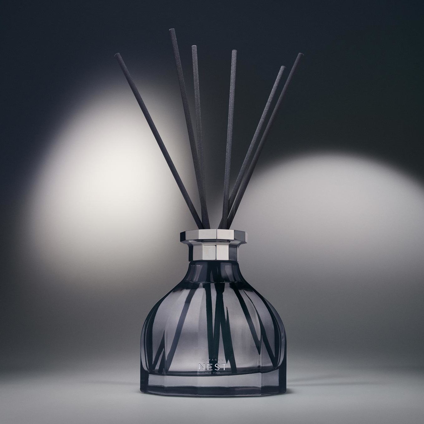 Nest - Voyages Opulent Osmanthus Diffuser