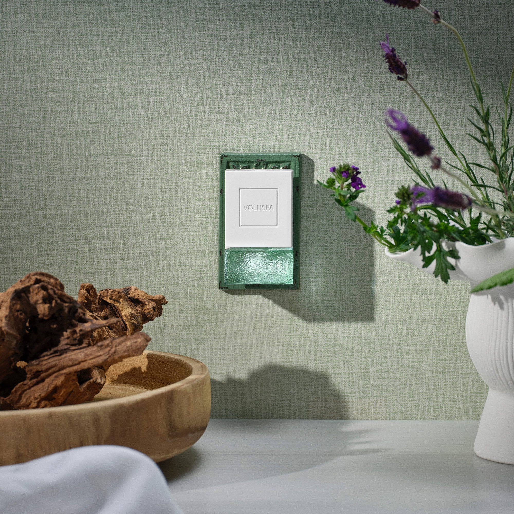 Voluspa - French Cade Lavender Wall Plug-In Diffuser Twin Refill