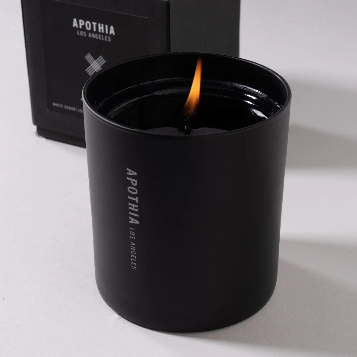 Apothia - Icon (Roasted Espresso Beans x White Cedar) Candle