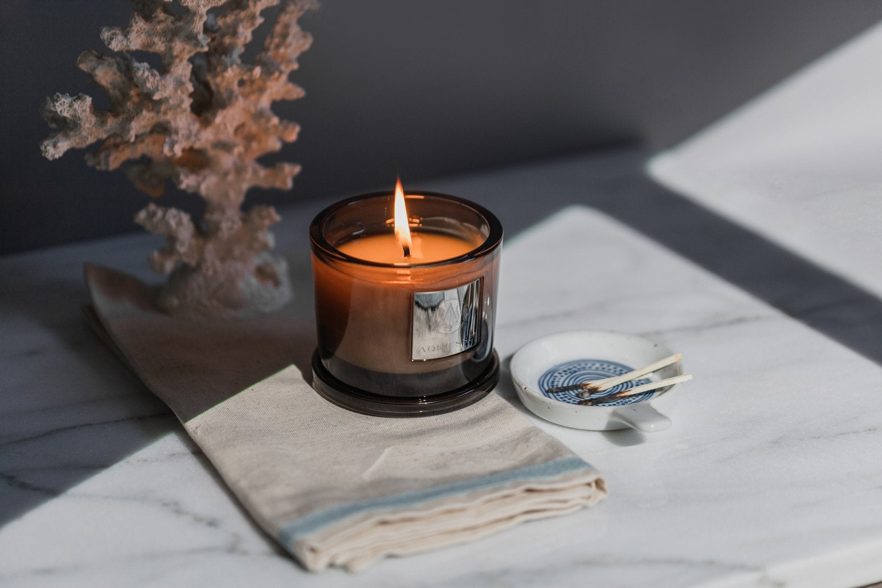 Aquiesse - Moonlit Petals Medium Candle