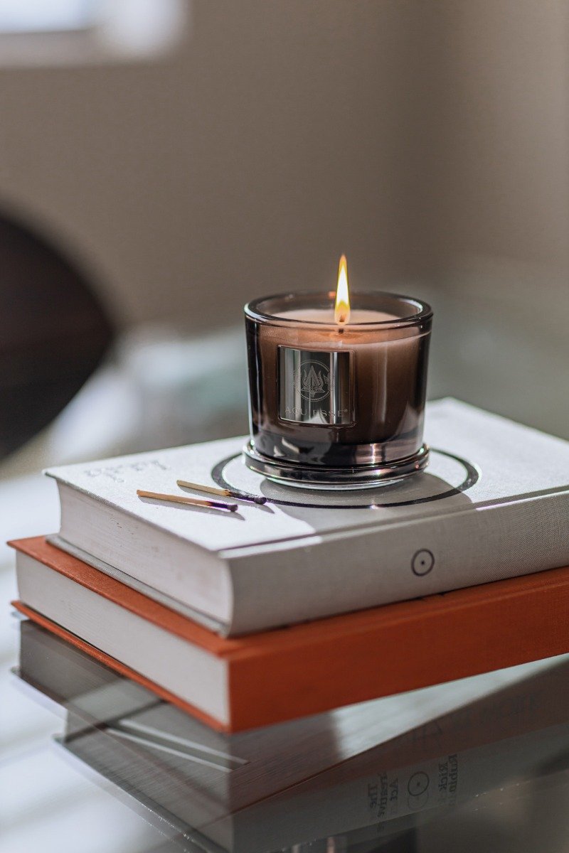 Aquiesse - Black Orchid Medium Candle
