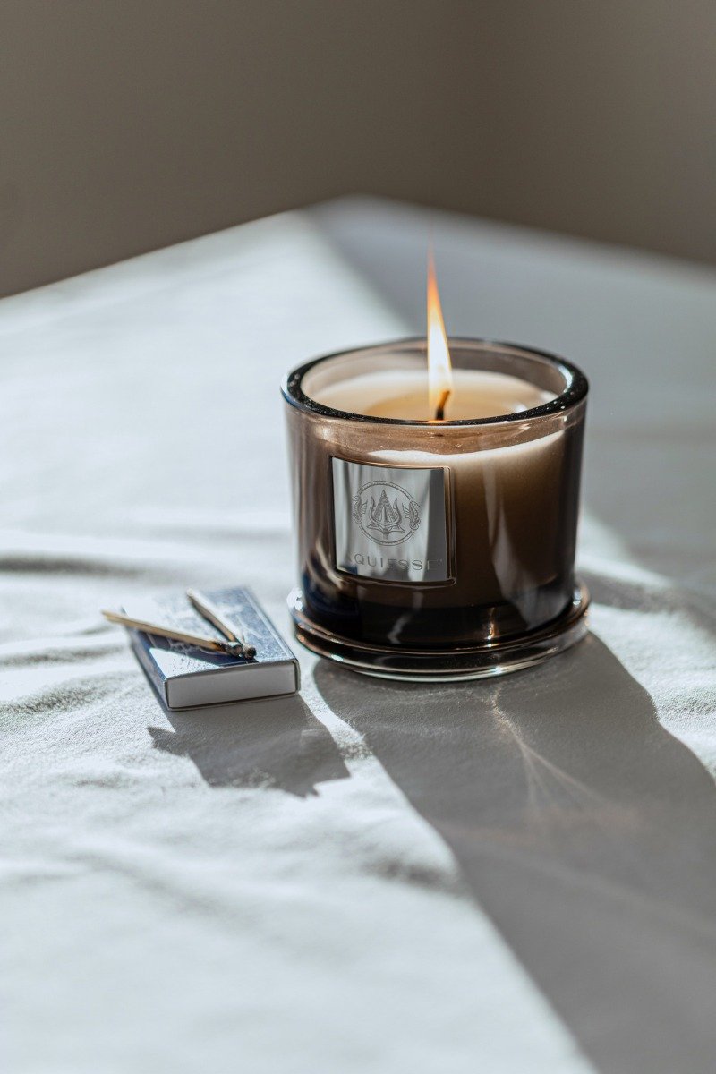 Aquiesse - Black Orchid Medium Candle