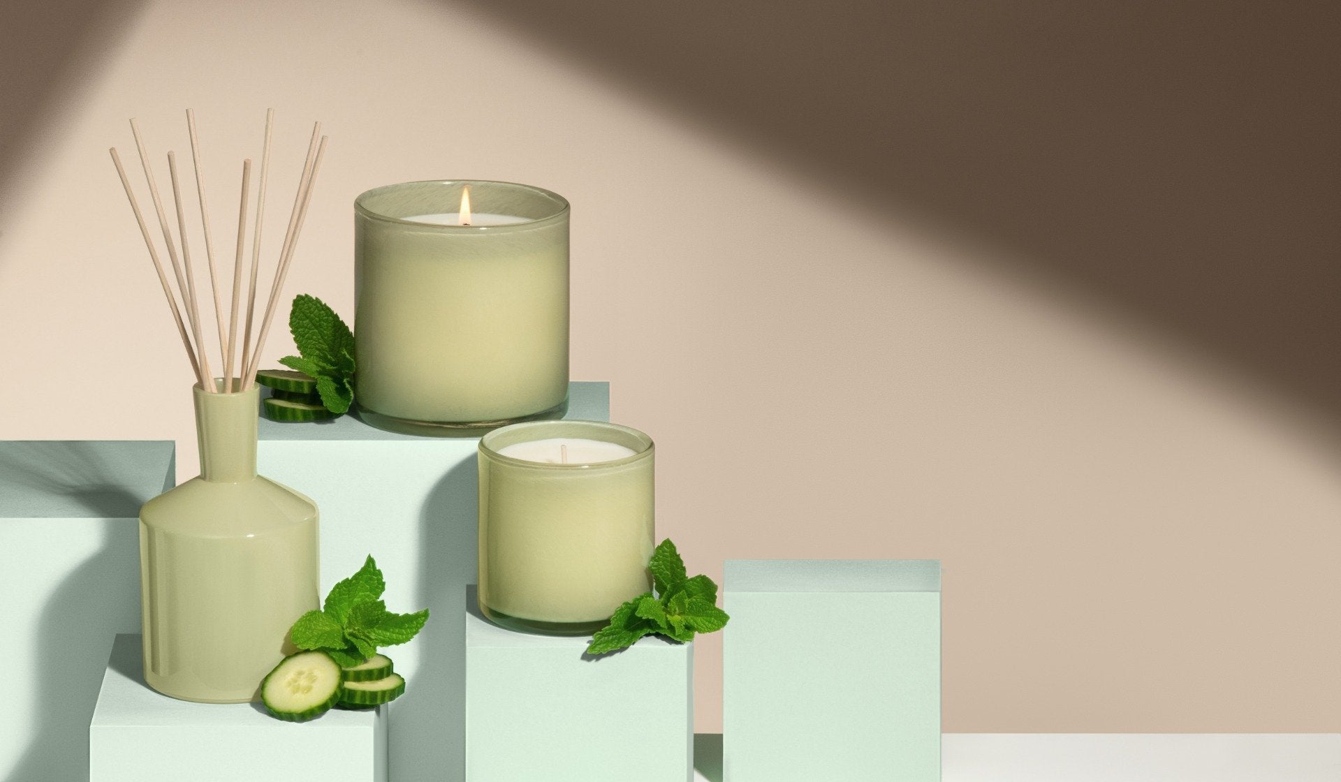 LAFCO - Wild Honeysuckle (Greenhouse) Signature Candle