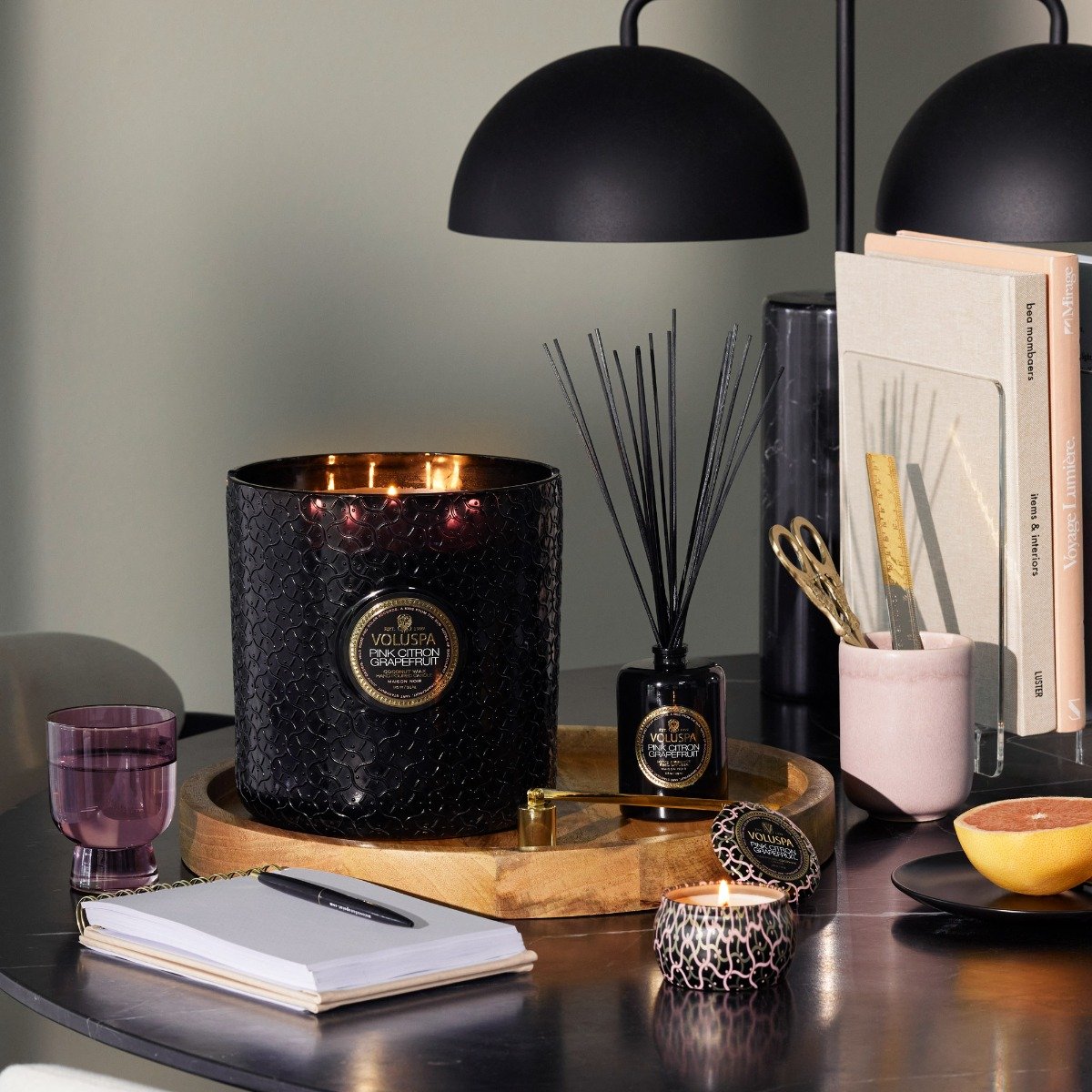 Voluspa - Pink Citron Grapefruit 5 Wick Hearth Candle