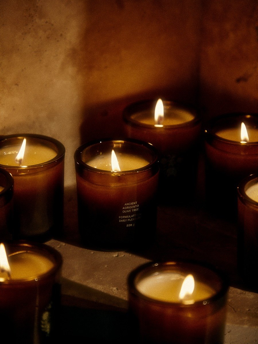 Flamingo Estate - Ancient Agrigento Olive Tree Candle