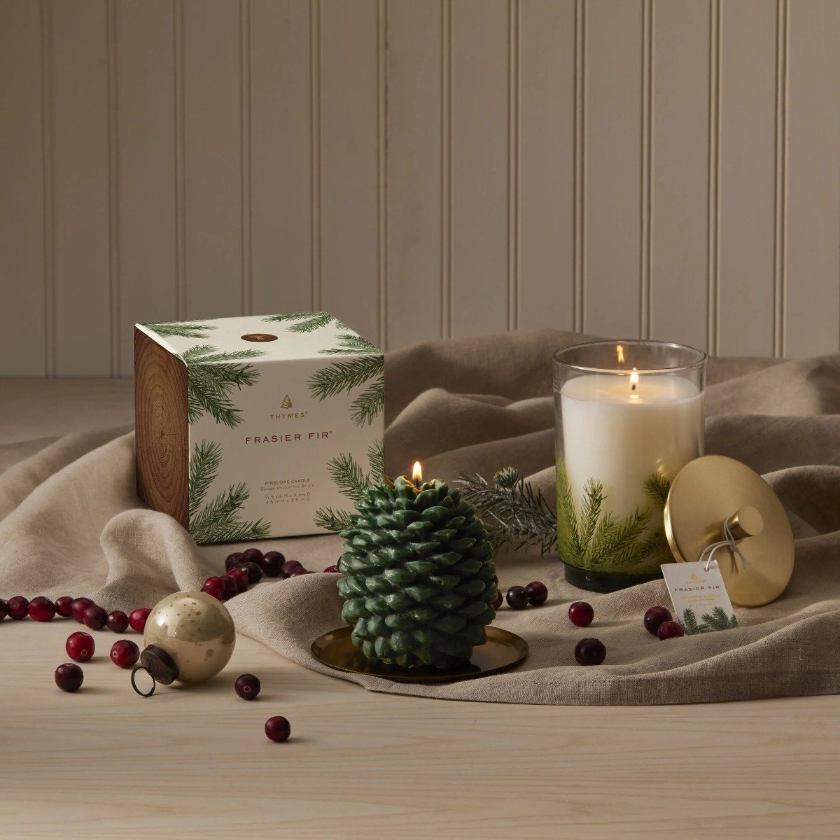 Thymes - Frasier Fir Petite Molded Pinecone Candle
