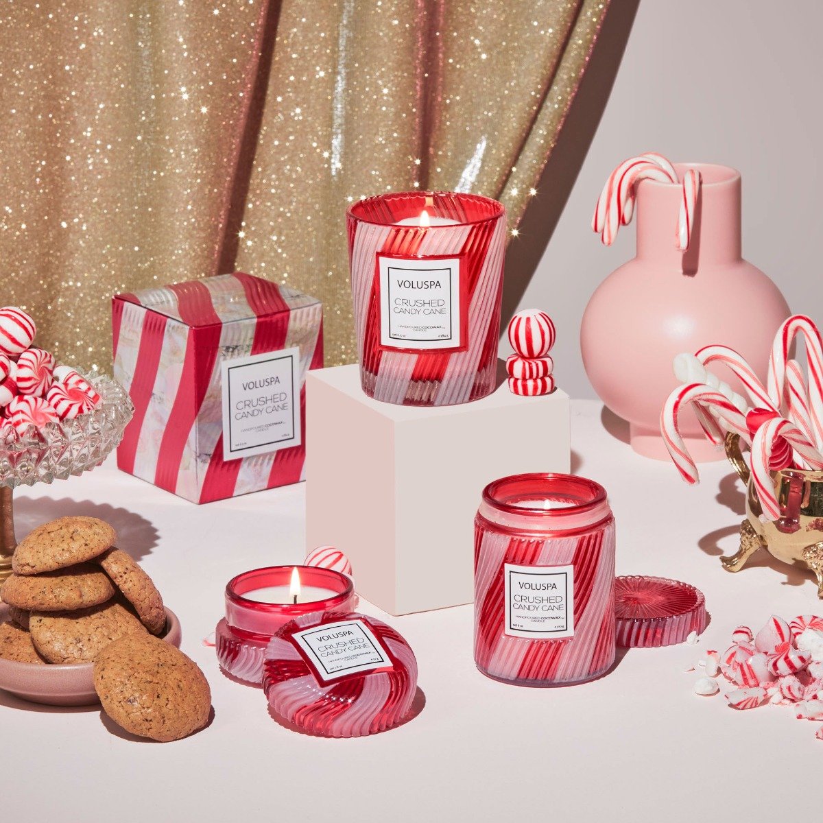 Voluspa - Crushed Candy Cane 3 Wick Hearth Candle