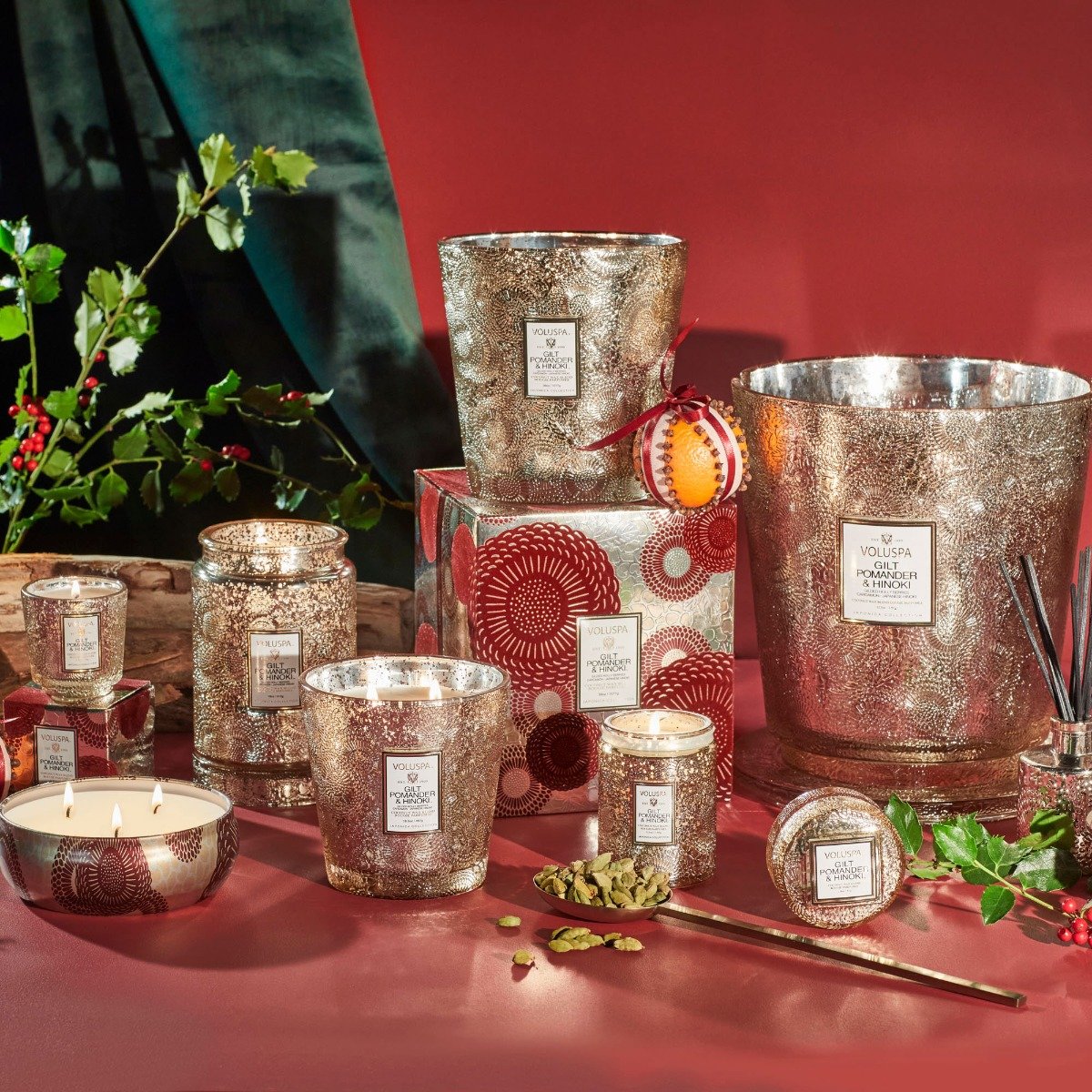 Voluspa - Gilt Pomander & Hinoki 5 Wick Hearth Candle