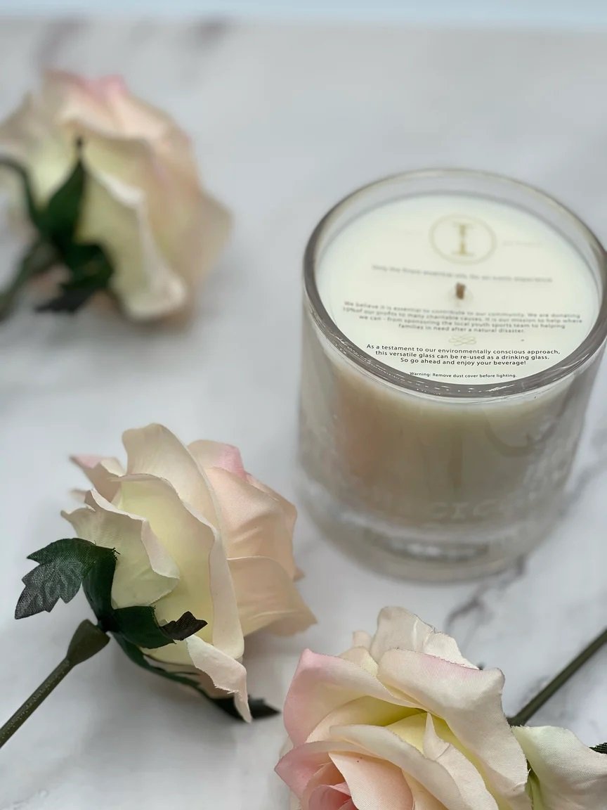 Iconic - Rose Candle