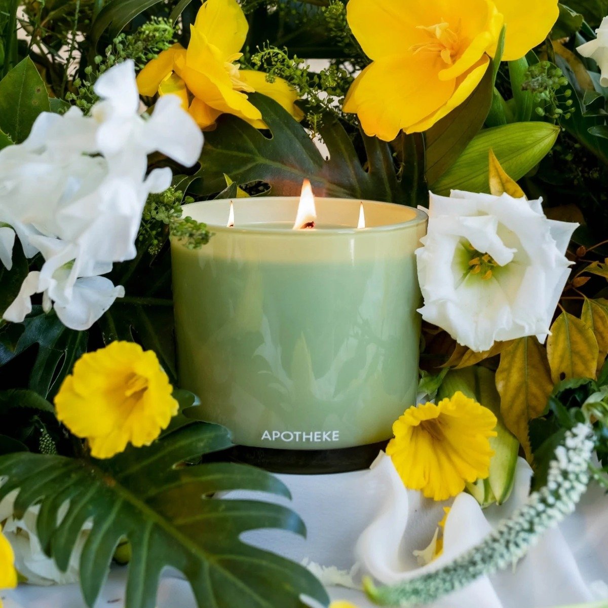 Apotheke - Saffron Vanilla 3 Wick Candle
