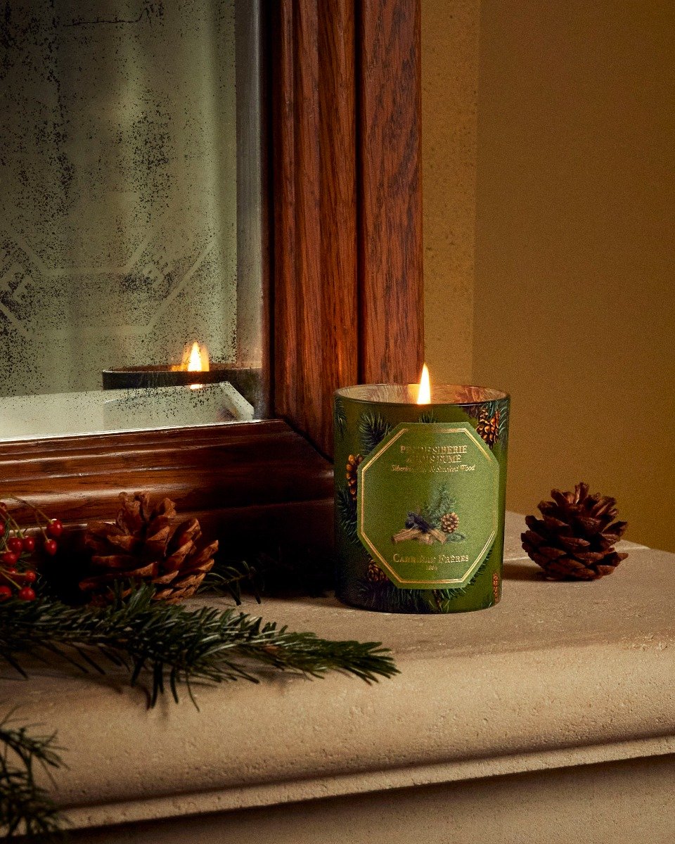 Carriere Freres - Siberian Pine & Smoked Wood Candle
