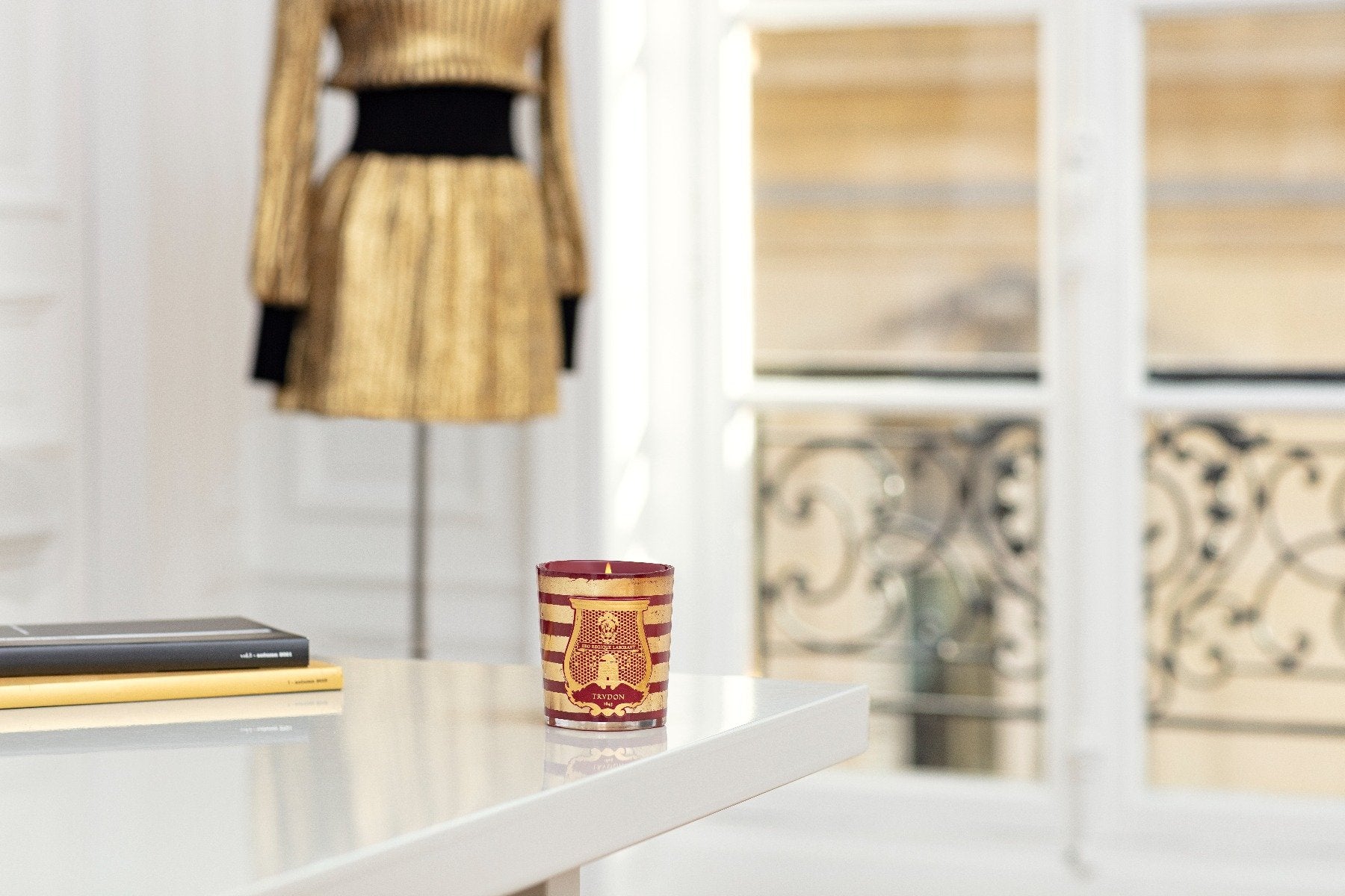 Cire Trudon - Balmain x Trudon Grande Candle