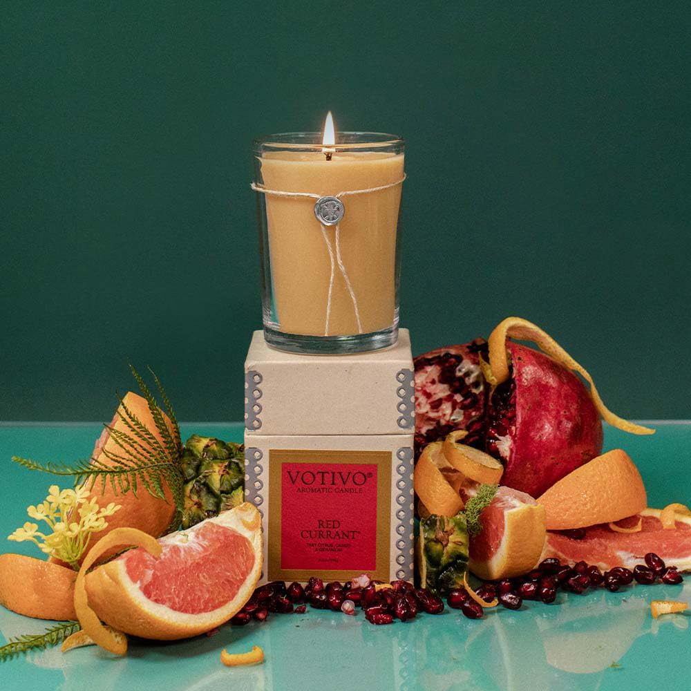Votivo - Red Currant Candle (6.8oz)