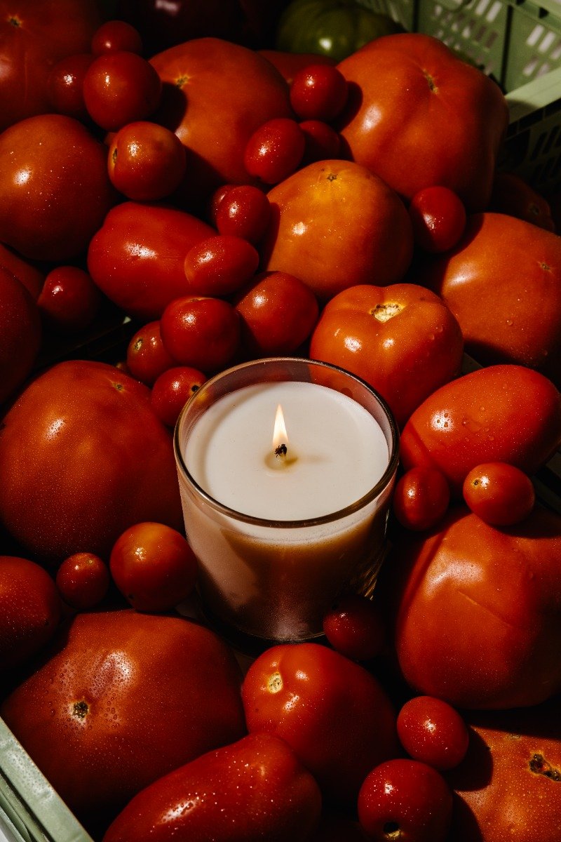 Votivo - Fresh Tomato Leaf Signature 10oz Candle