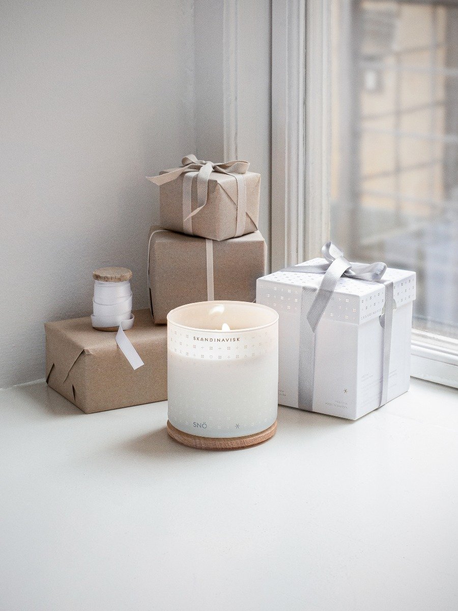 Skandinavisk - SNÖ (Snow) 2 Wick Candle 