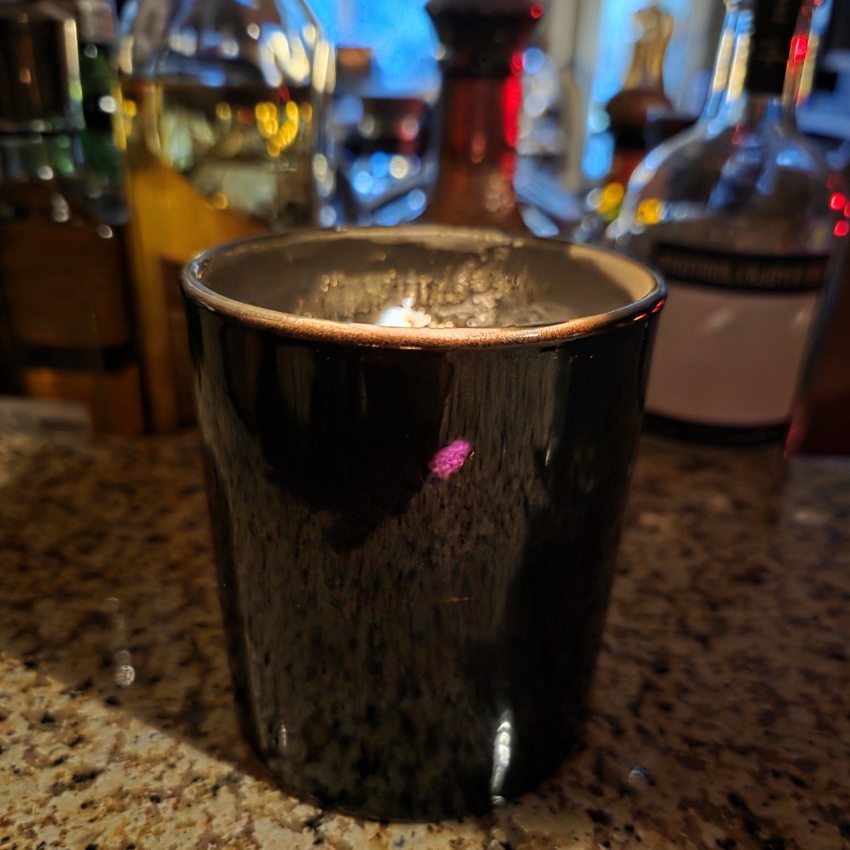 Delirium - Amber & Eucalyptus (Royal Amber) Candle