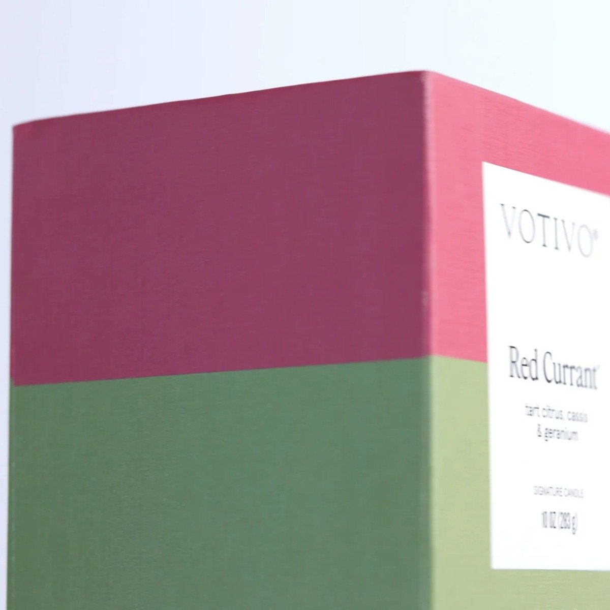 Votivo - Red Currant Signature 10oz Candle
