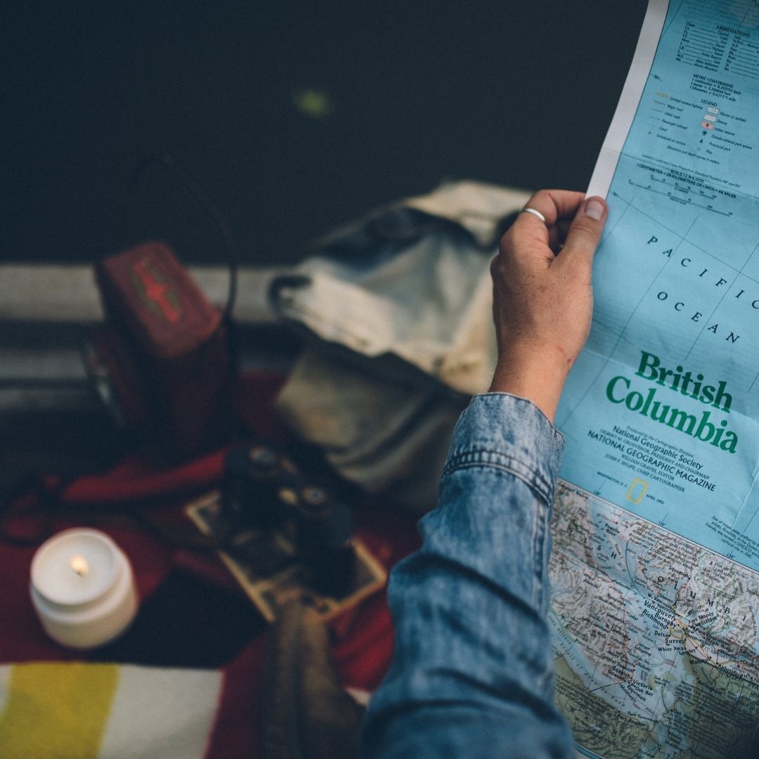 Hollow Tree - Voyager (Tobacco) Candle