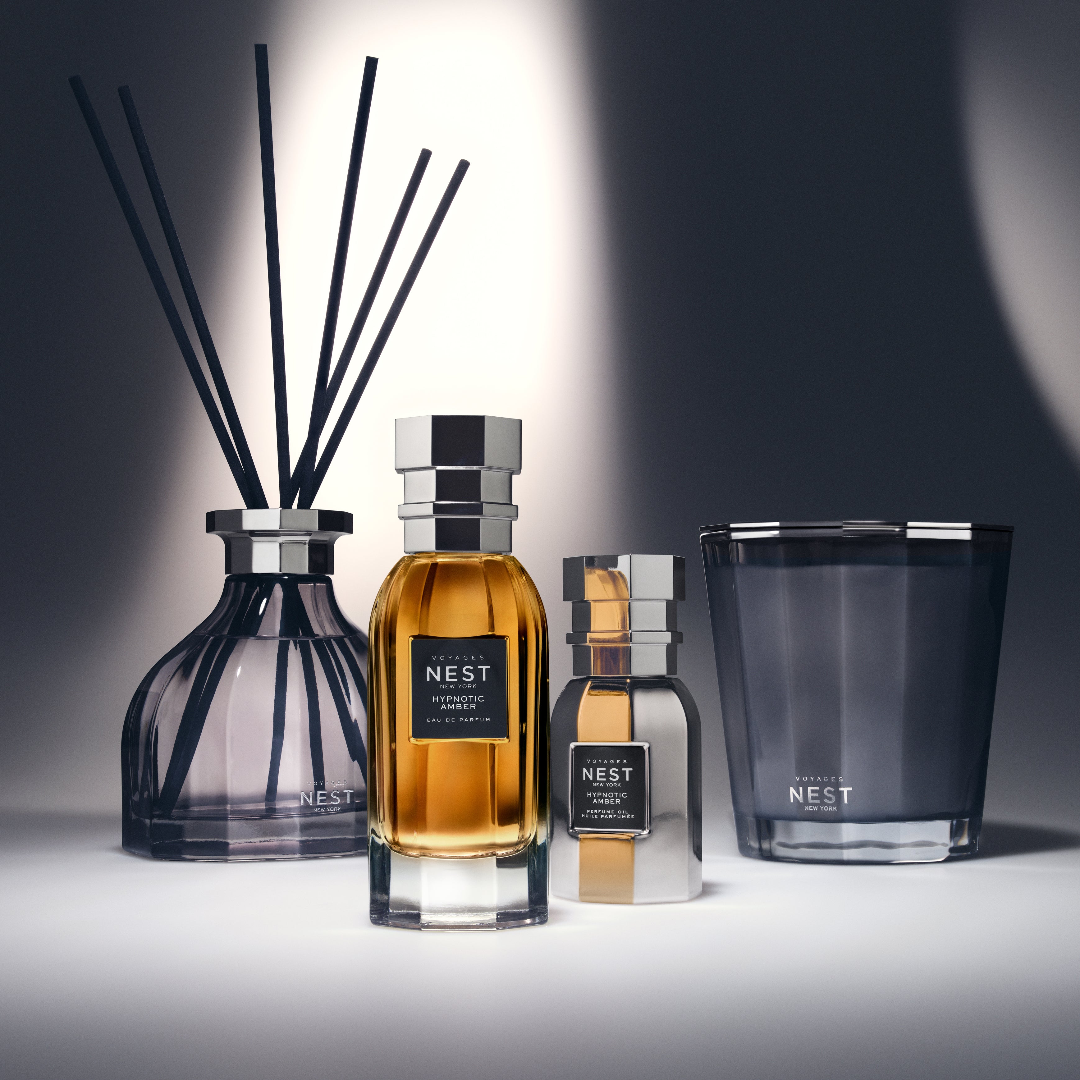 Nest - Voyages Hypnotic Amber 2 Wick Candle