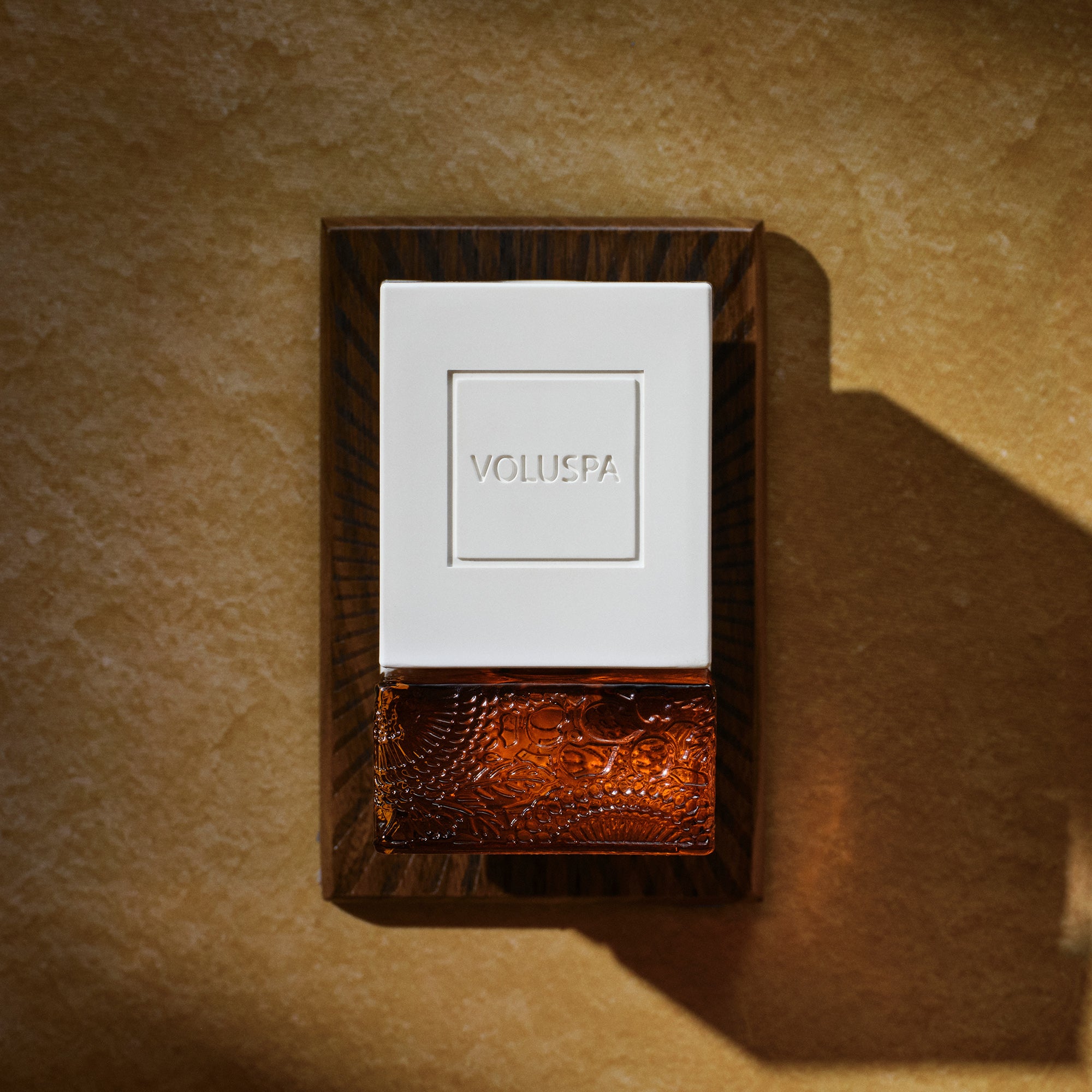 Voluspa - Baltic Amber Wall Plug-In Diffuser Twin Refill