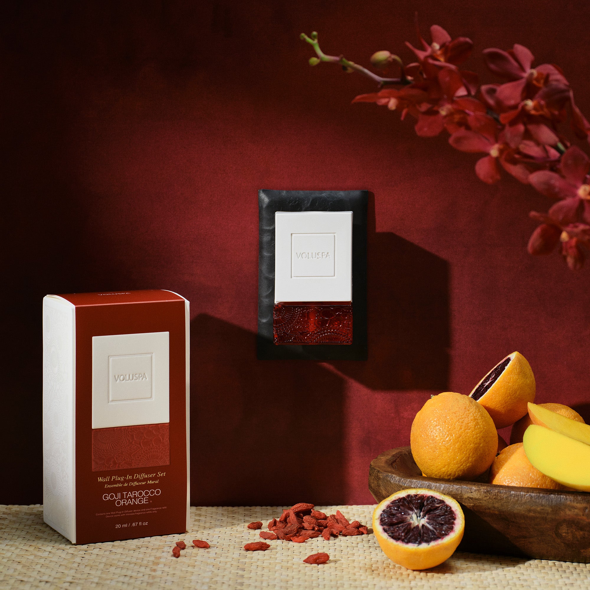 Voluspa - Goji Tarocco Orange Wall Plug-In Diffuser Starter Kit