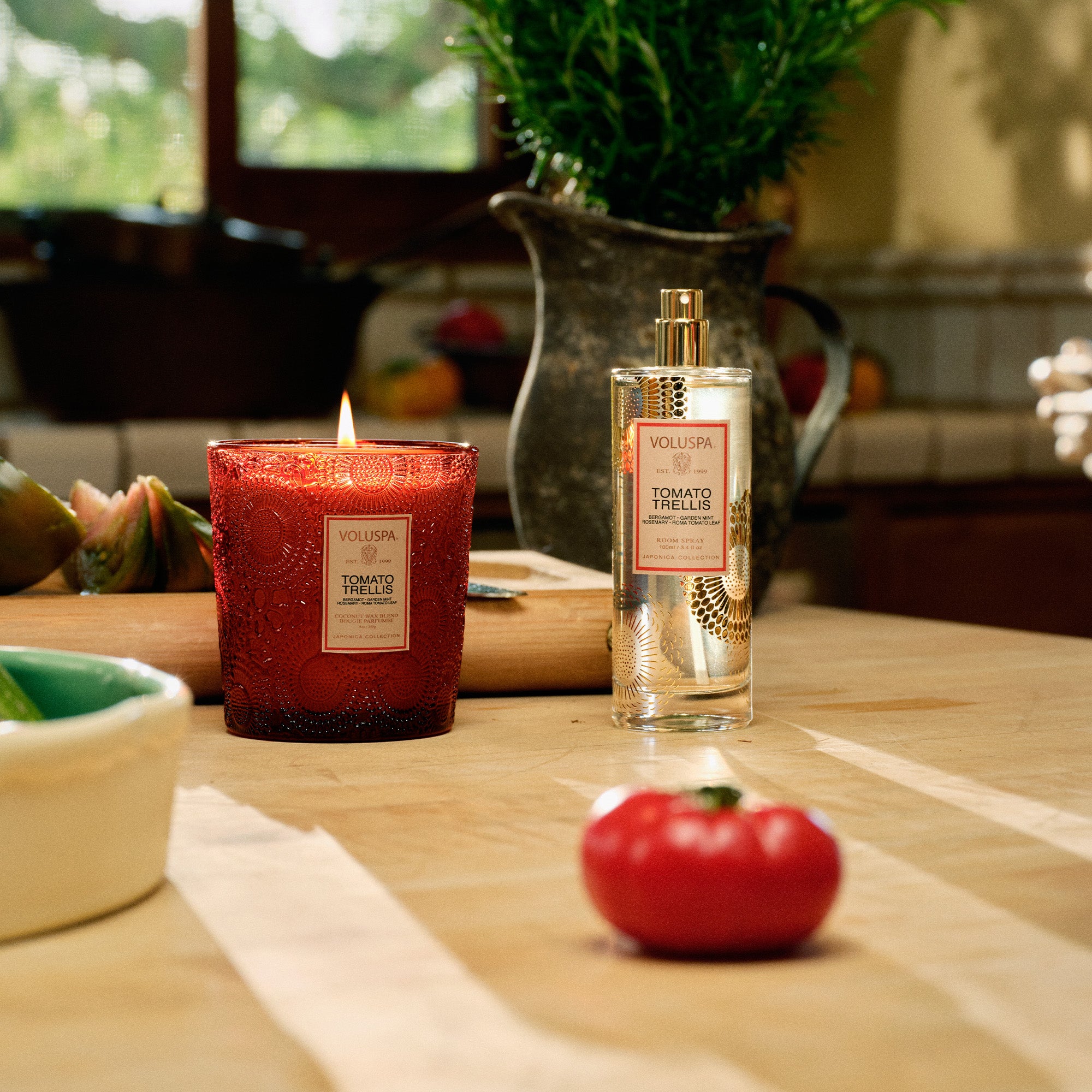 Voluspa - Tomato Trellis Classic Candle