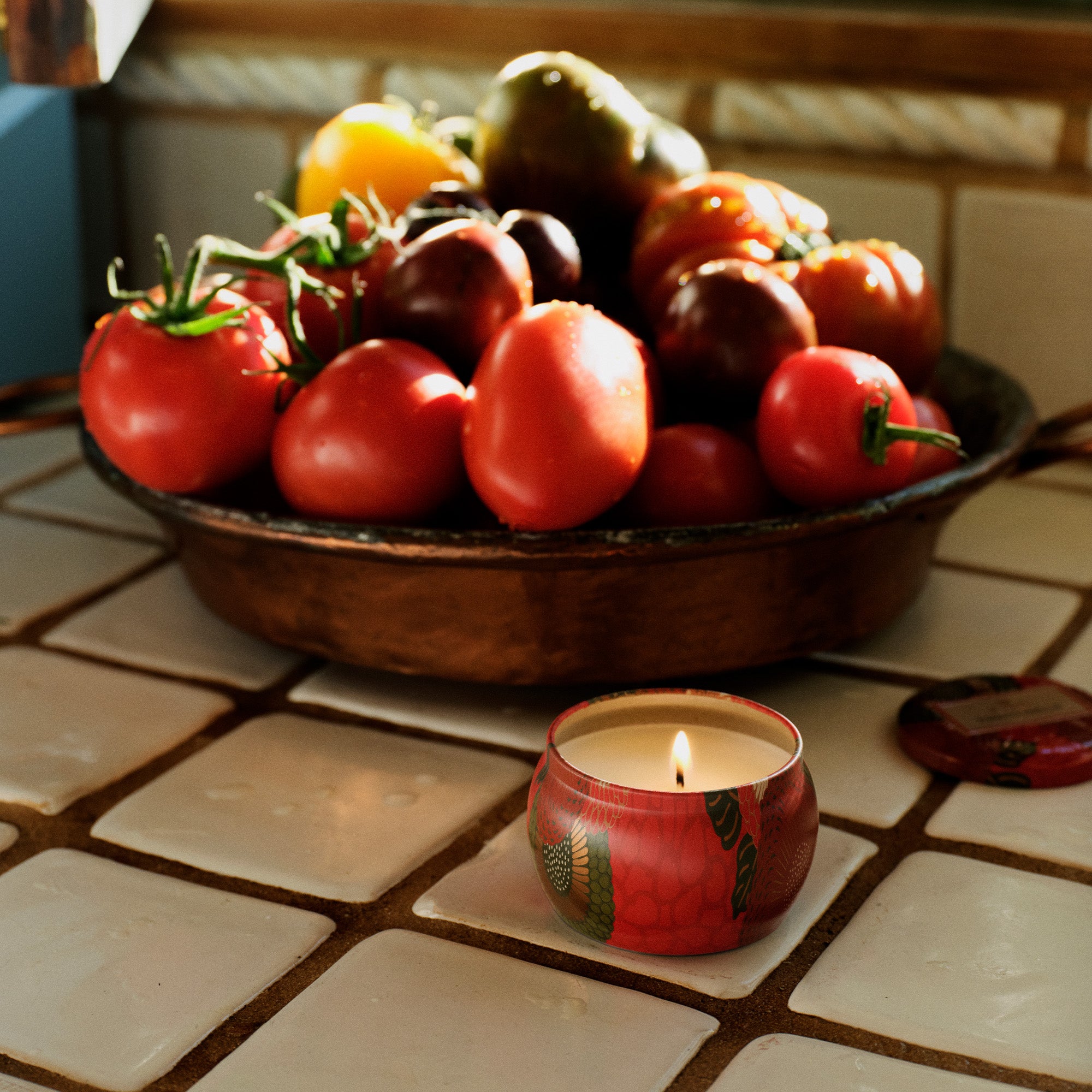 Voluspa - Tomato Trellis Mini Tin Candle