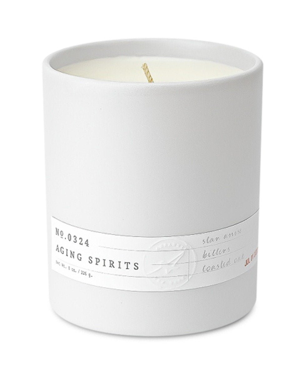 Aerangis - No. 0324 Aging Spirits Candle