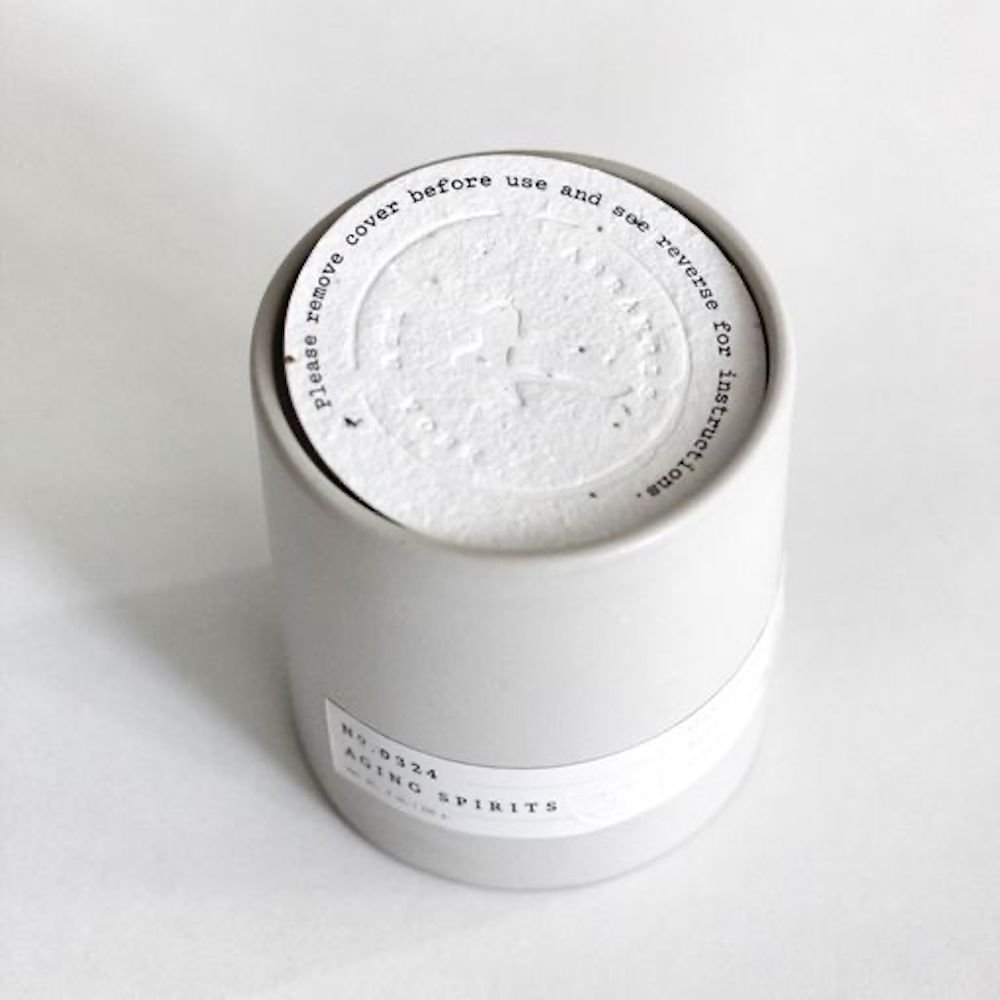 Aerangis - No. 0324 Aging Spirits Candle