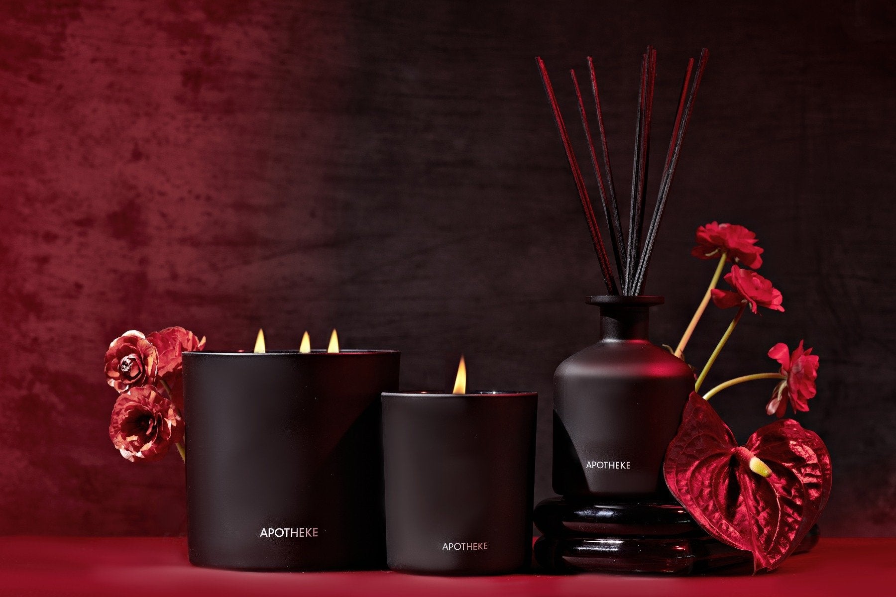 Apotheke - Charcoal Rouge Candle