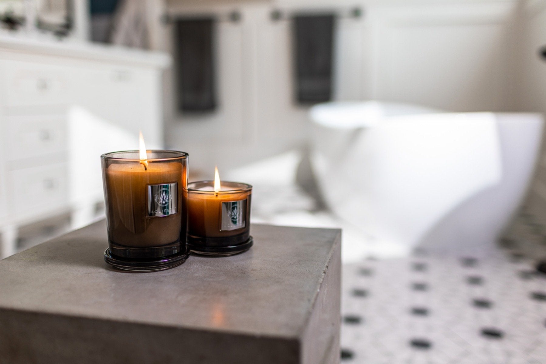 Aquiesse - Wild Peony Medium Candle