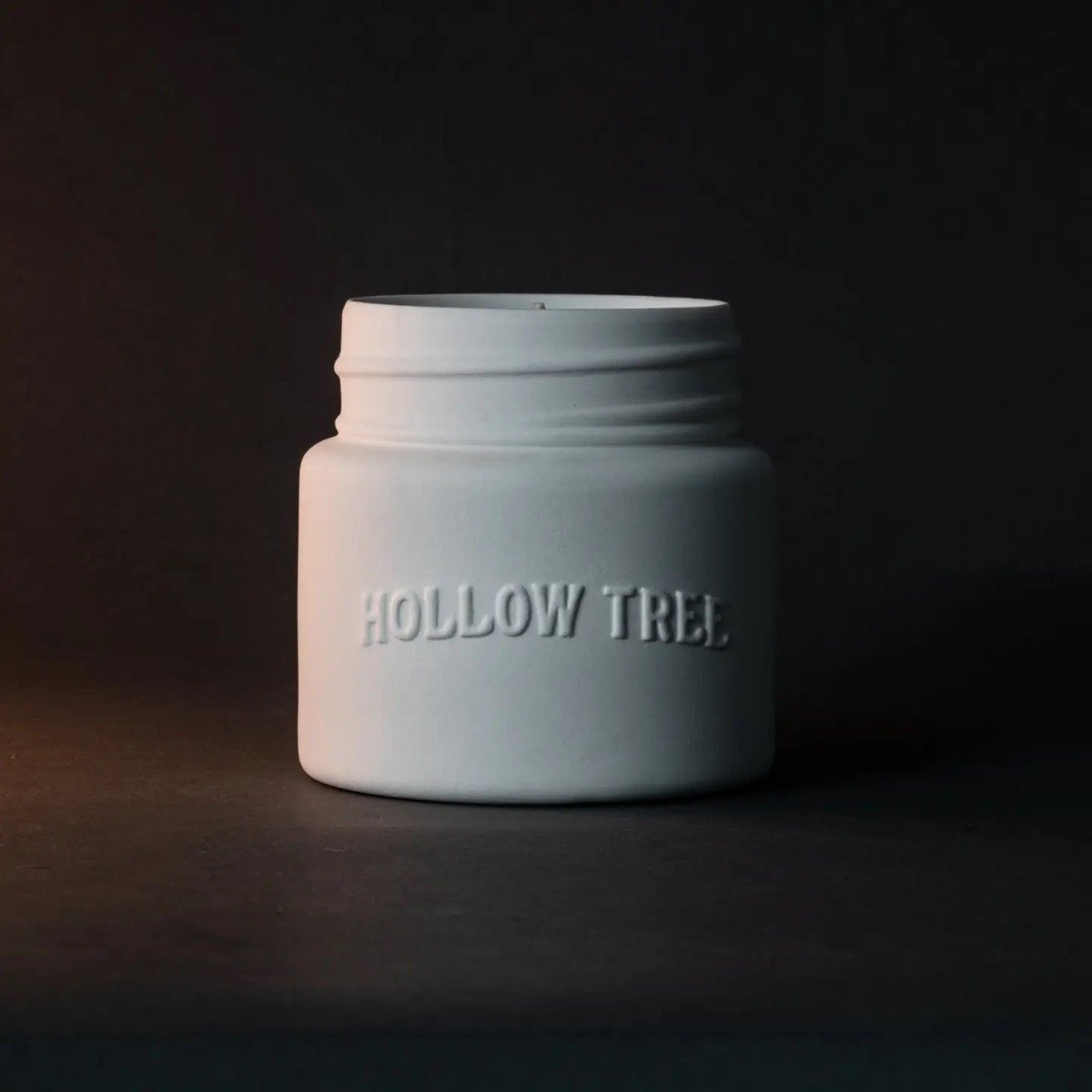 Hollow Tree - Voyager (Tobacco) Candle