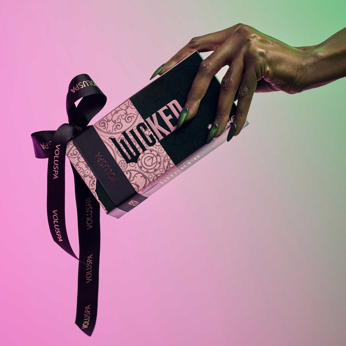 Voluspa - Pink Goes Good With Green Mini Tin Candle Set (Wicked Collection)