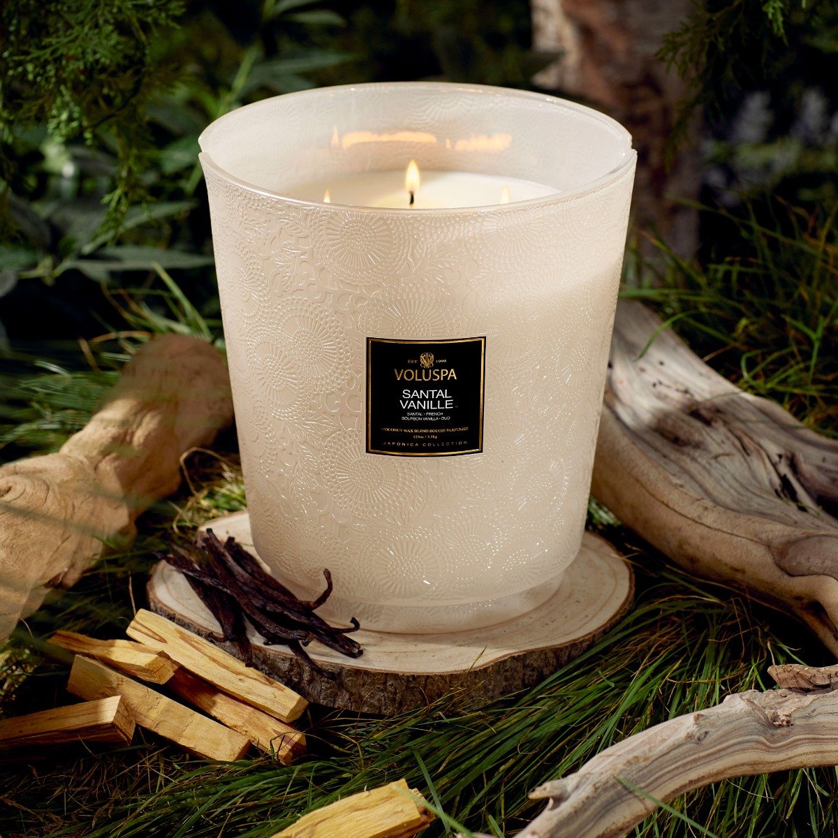 Voluspa - Santal Vanille 5 Wick Hearth Candle