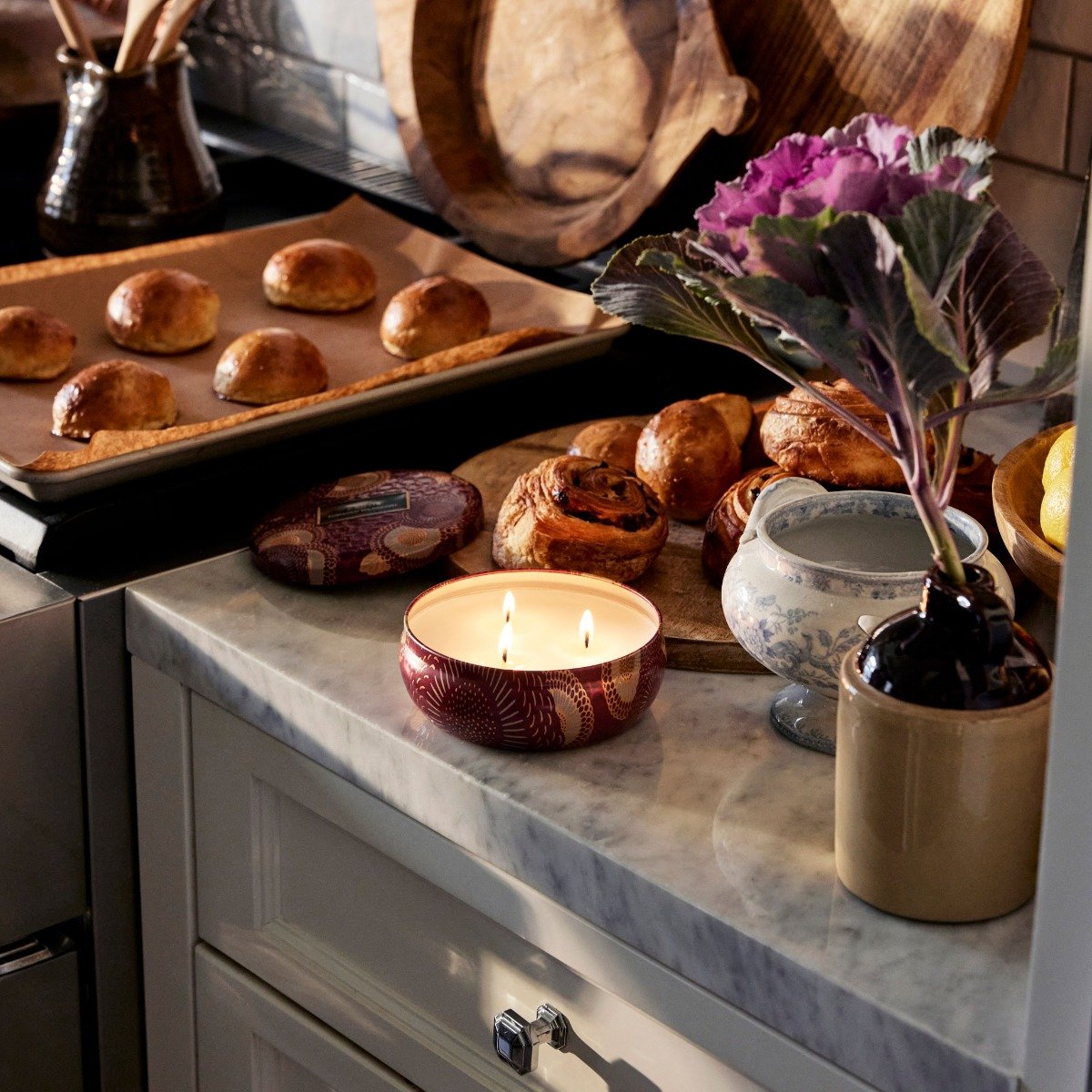 Voluspa - Foraged Wildberry 3 Wick Tin Candle