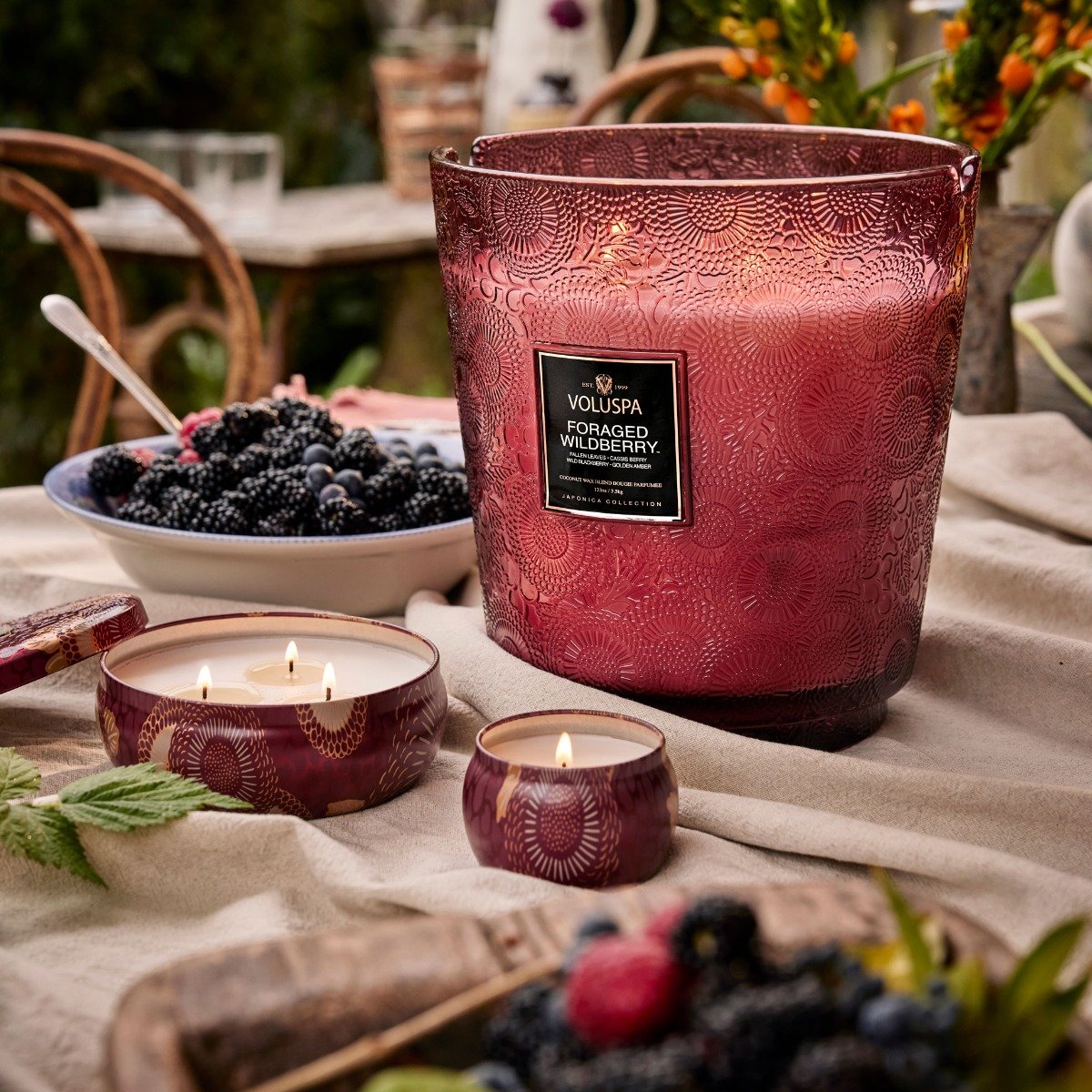 Voluspa - Foraged Wildberry 3 Wick Tin Candle