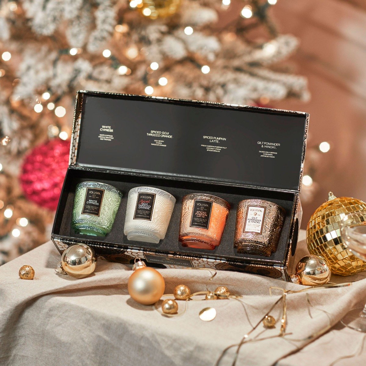 Voluspa -  Holiday Black Pedestal Candle Gift Set 