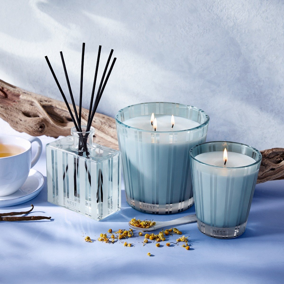 Nest - Driftwood & Chamomile Candle