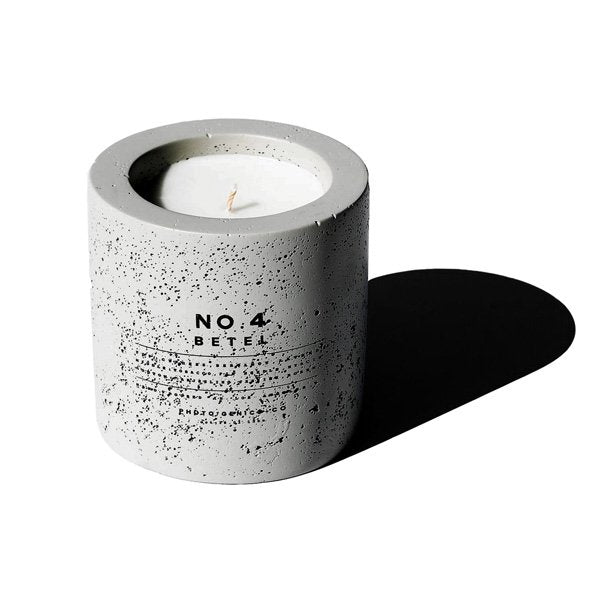 Photogenics - Betel #4 Concrete Candle