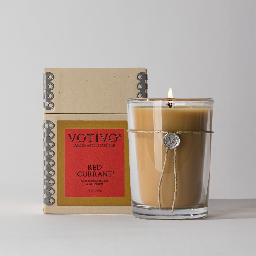 Votivo - Red Currant Candle (6.8oz)