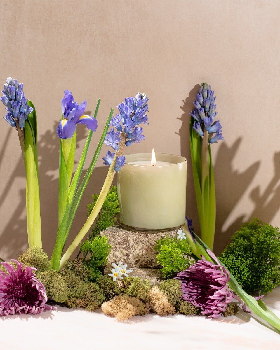 LAFCO - Wild Honeysuckle (Greenhouse) Signature Candle