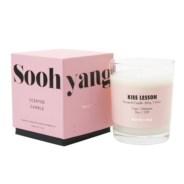 Kiss Lesson Candle
